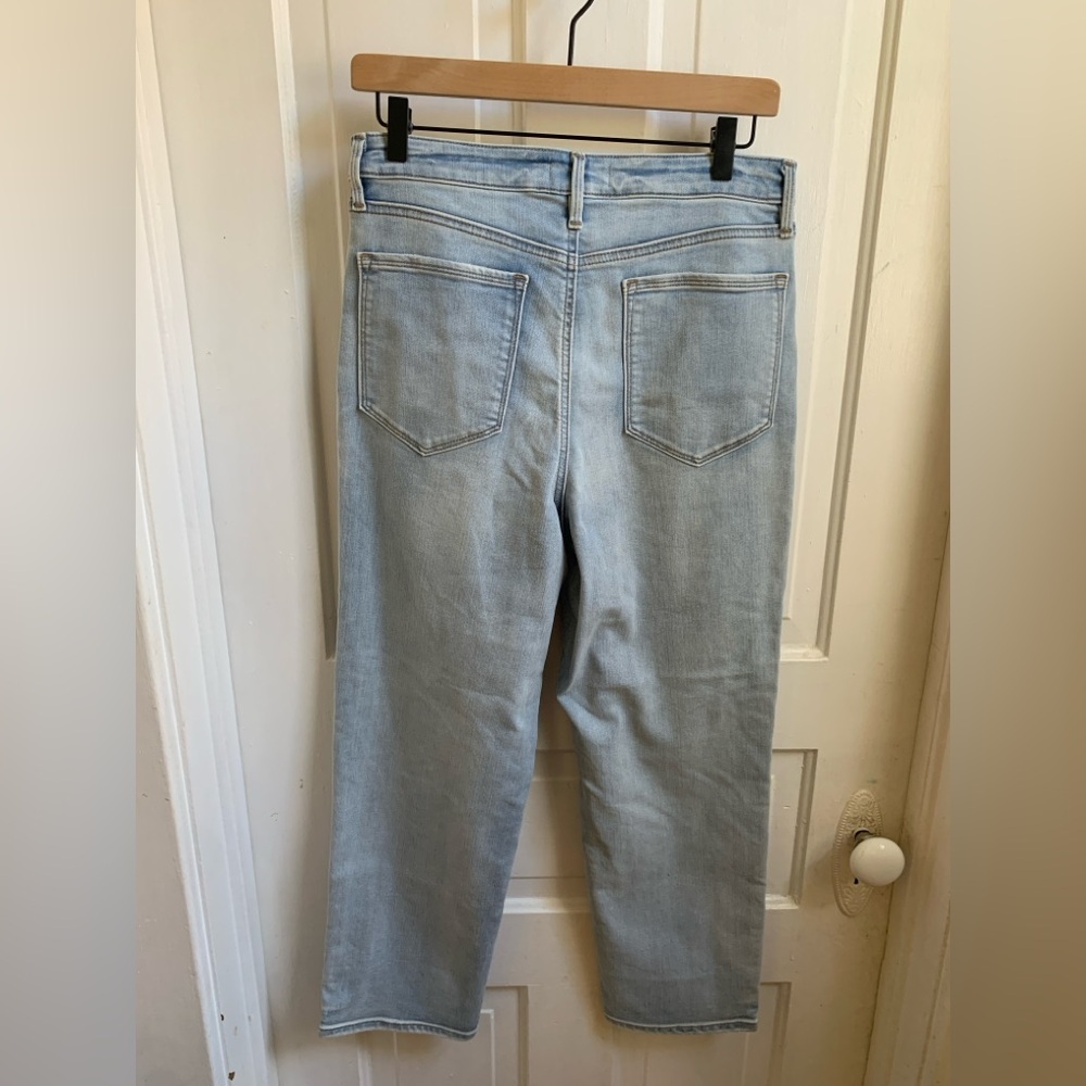 Athleta Sculptek Straight Leg Cropped Denim Light Wash Size 4 - Picture 3 of 6